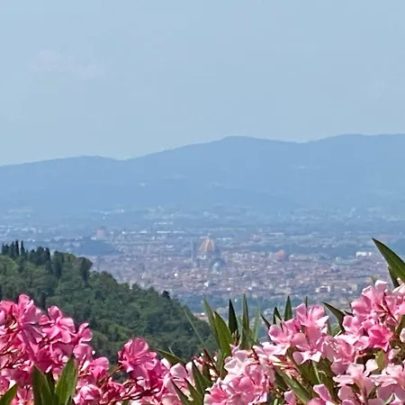 Florence Violetta Bagno a Ripoli