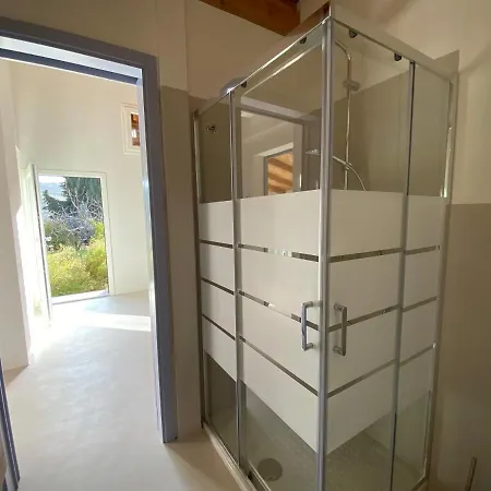 Florence Violetta Bagno a Ripoli